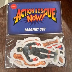 Action league now magnet set